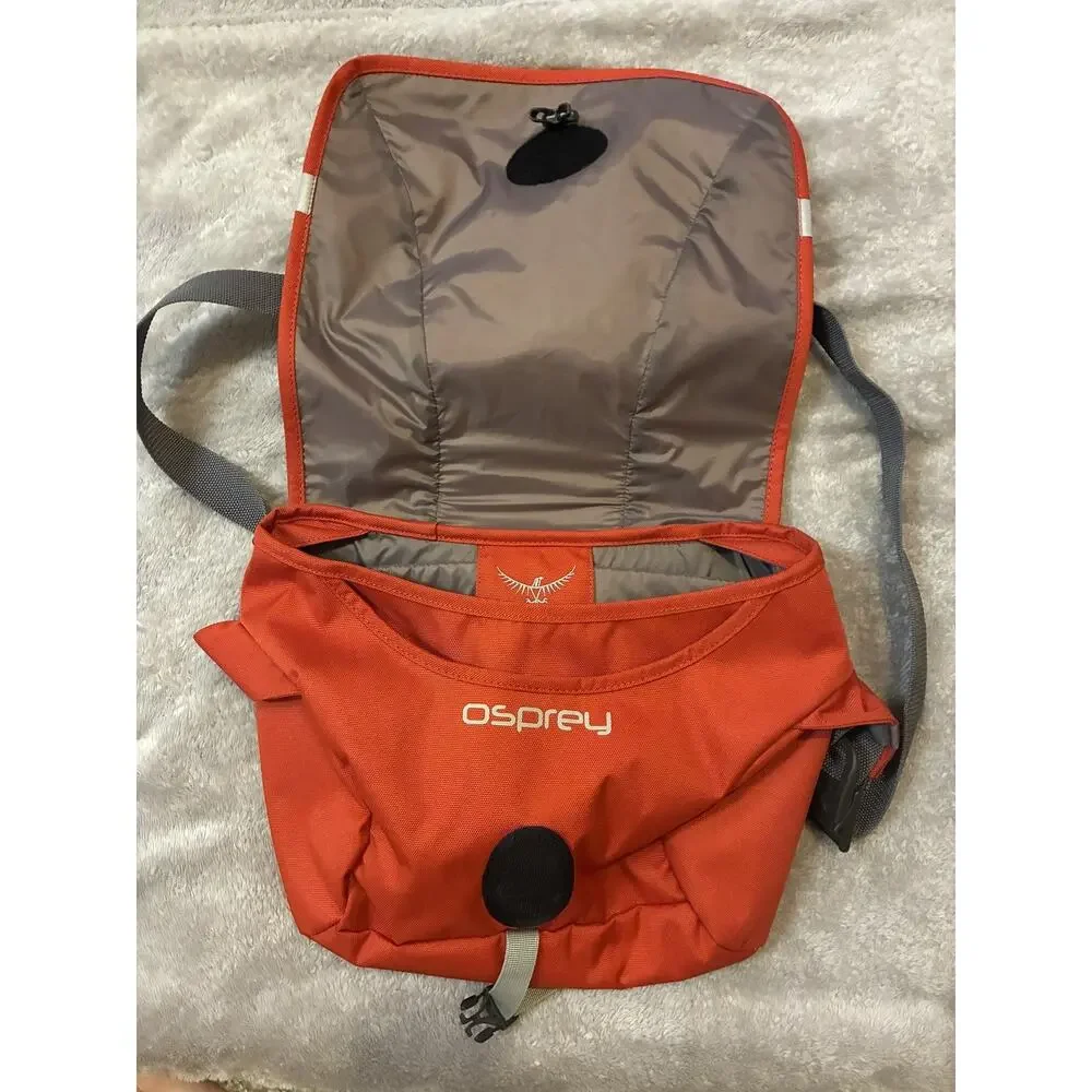 Osprey Backwoods Red Messenger Bag Adjustable Strap Padded Shoulder